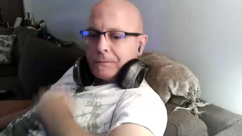 Snapshot of veryharrrrd chatting on 12.25.24 Marco online show from 12.25.24