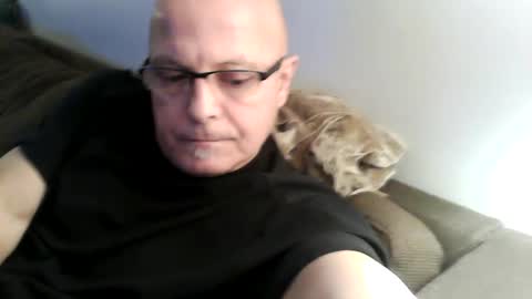 Snapshot of veryharrrrd chatting on 01.03.25 Marco online show from 01.03.25