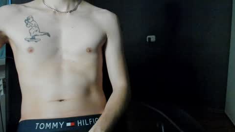 Snapshot of veryslim chatting on 01.27.25 Arch online show from 01.27.25