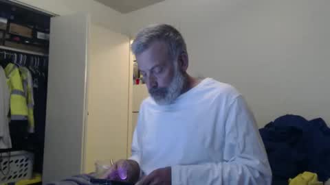 hairy man online show from 02.05.25