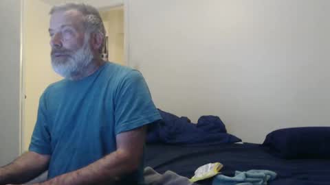 hairy man online show from 02.26.25