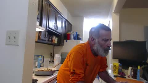 Snapshot of veryveryhairmanindenver chatting on 01.18.26 hairy man online show from 01.18.26