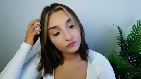 Ana online show from 10.16.25