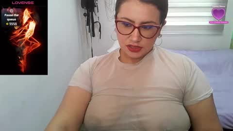 Vesper Vixen online show from 09.18.25