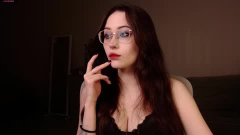 Iva  online show from 11.29.25