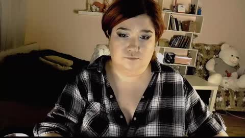 Snapshot of vi__vixen chatting on 01.13.25 Vi Vixen online show from 01.13.25