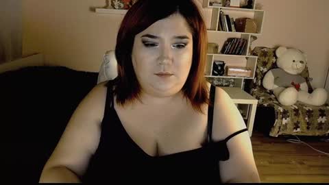 Snapshot of vi__vixen chatting on 01.20.25 Vi Vixen online show from 01.20.25