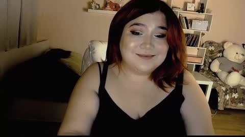 Snapshot of vi__vixen chatting on 01.31.25 Vi Vixen online show from 01.31.25