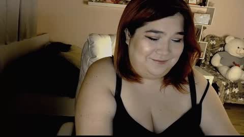 Snapshot of vi__vixen chatting on 02.01.25 Vi Vixen online show from 02.01.25