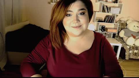 Snapshot of vi__vixen chatting on 02.07.25 Vi Vixen online show from 02.07.25