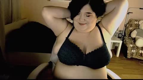 Snapshot of vi__vixen chatting on 02.21.25 Vi Vixen online show from 02.21.25