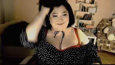 Snapshot of vi__vixen chatting on 03.04.25 Vi Vixen online show from 03.04.25