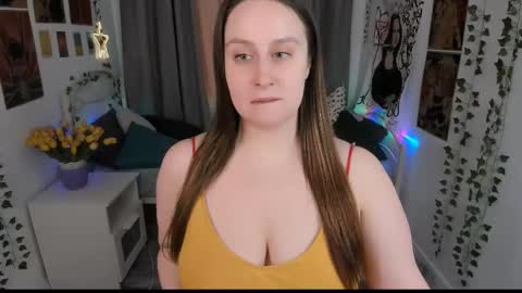 Camilla online show from 03.05.25
