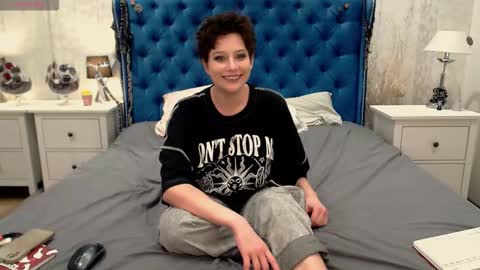 Via online show from 03.05.26