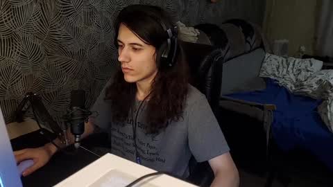 Snapshot of vialeras chatting on 12.07.24 vialeras online show from 12.07.24