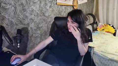 Snapshot of vialeras chatting on 01.01.25 vialeras online show from 01.01.25