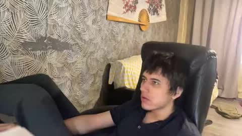 Snapshot of vialeras chatting on 09.09.25 vialeras online show from 09.09.25