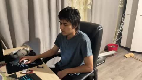 Snapshot of vialeras chatting on 10.02.25 vialeras online show from 10.02.25