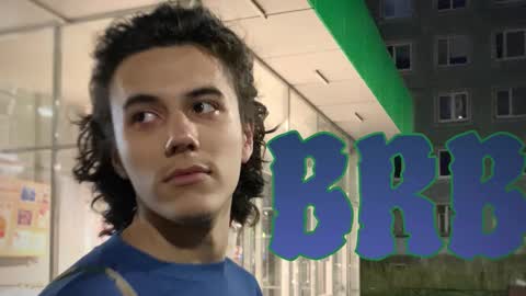 Snapshot of vialeras chatting on 10.22.25 vialeras online show from 10.22.25