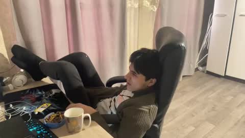 Snapshot of vialeras chatting on 11.09.25 vialeras online show from 11.09.25