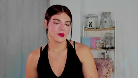 Snapshot of viamiel chatting on 07.28.26 Viamel online show from 07.28.26