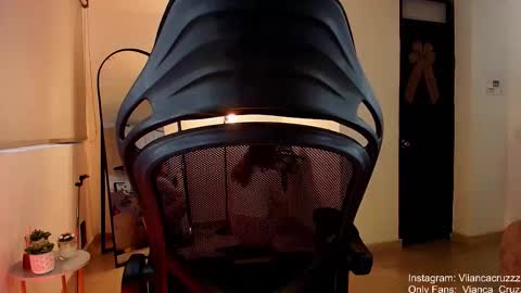 Vianca Cruz online show from 02.21.26