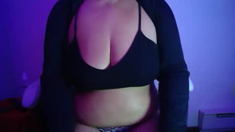 vibe_xxxo online show from 03.13.26