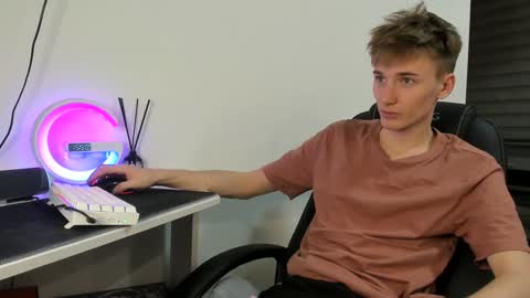 vibemygirl online show from 12.04.24