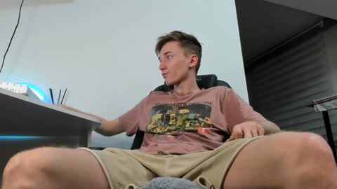 vibemygirl online show from 12.10.24