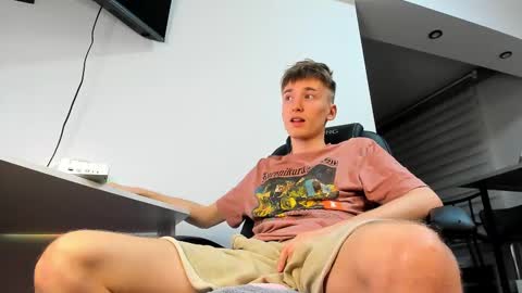 vibemygirl online show from 02.26.25