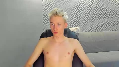 vibemygirl online show from 09.13.25