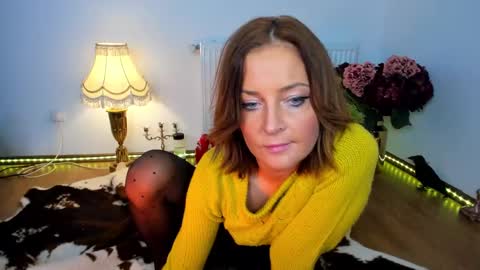 ViciousQueenu can call me Laura online show from 01.27.25