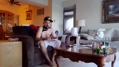 Snapshot of viciouzz1 chatting on 11.05.25 viciouzz1 online show from 11.05.25