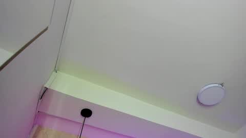 Snapshot of vick_daves chatting on 10.16.25 vick_daves online show from 10.16.25