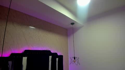 Snapshot of vick_daves chatting on 10.28.25 vick_daves online show from 10.28.25