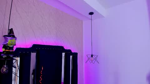 Snapshot of vick_daves chatting on 11.04.25 vick_daves online show from 11.04.25