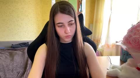 Snapshot of vickeyrosete chatting on 07.21.26 Jesse online show from 07.21.26