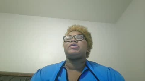 Snapshot of vickiryder56 chatting on 11.07.25 vickiryder56 online show from 11.07.25