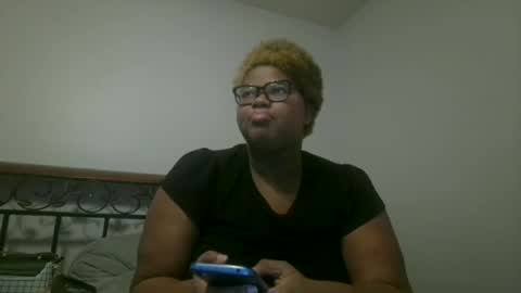 vickiryder56 online show from 11.15.25