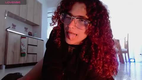 Vicky  online show from 01.03.25