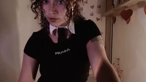 Vicky  online show from 02.24.25