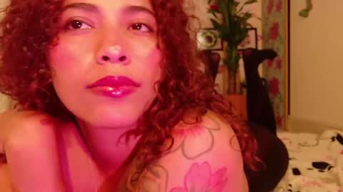 Vicky  online show from 03.11.25
