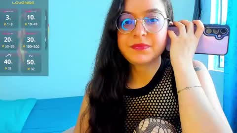 Snapshot of vicky_cristinax chatting on 04.28.26 Vicky online show from 04.28.26