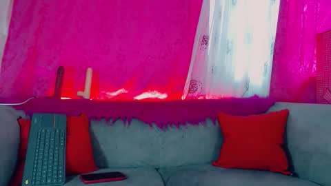 vicky_gill_ online show from 11.27.25