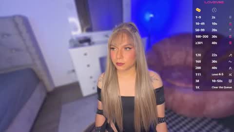 Snapshot of vicky_hot_x chatting on 06.25.26 online show from 06.25.26