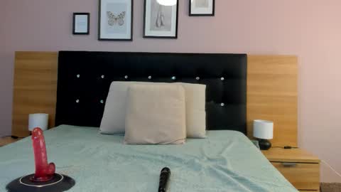 vicky_squirtz online show from 01.14.26