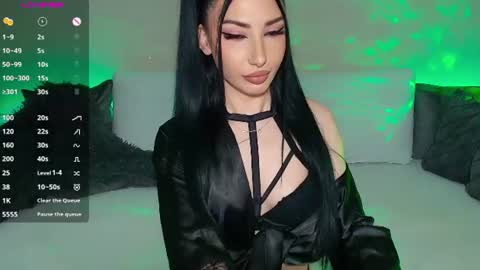 Snapshot of vickyboo chatting on 06.14.26 Vicky Boo online show from 06.14.26