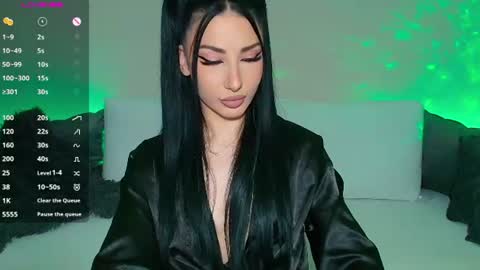Snapshot of vickyboo chatting on 06.19.26 Vicky Boo online show from 06.19.26