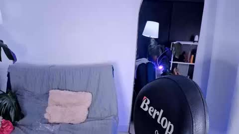 Vicky Greys online show from 10.12.25