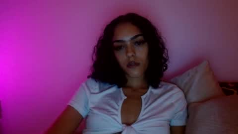 Snapshot of vickyyyx chatting on 10.20.25 Goddess Victory online show from 10.20.25